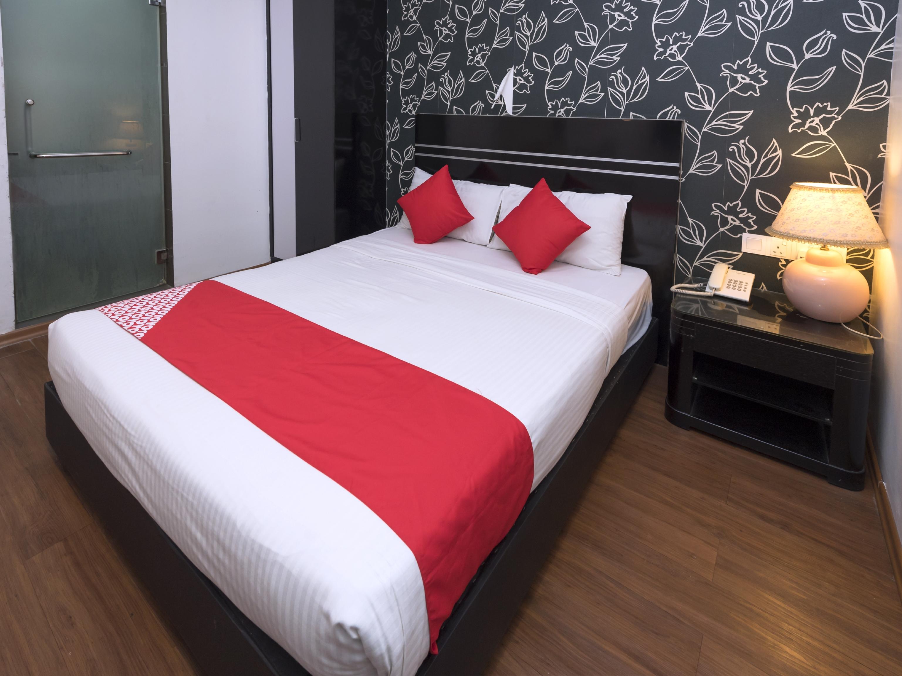 Bluebell Hotel Skudai Bagian luar foto