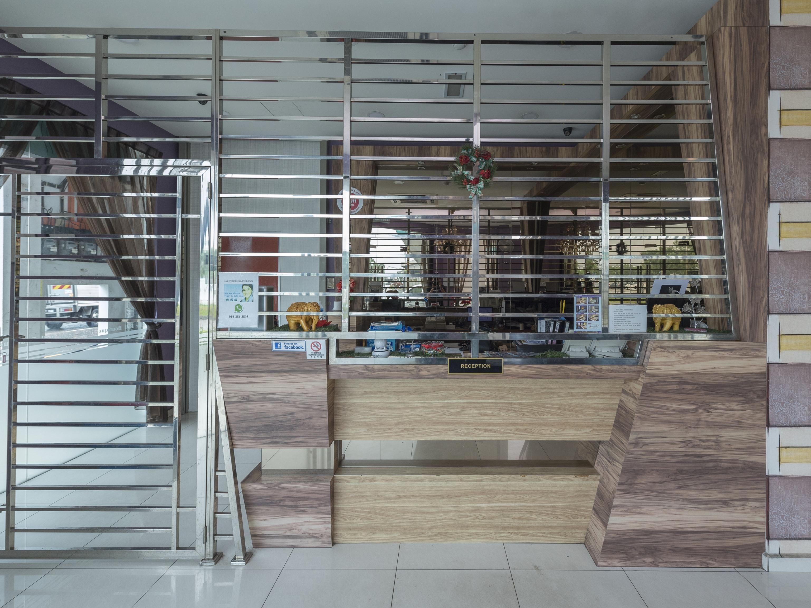 Bluebell Hotel Skudai Bagian luar foto