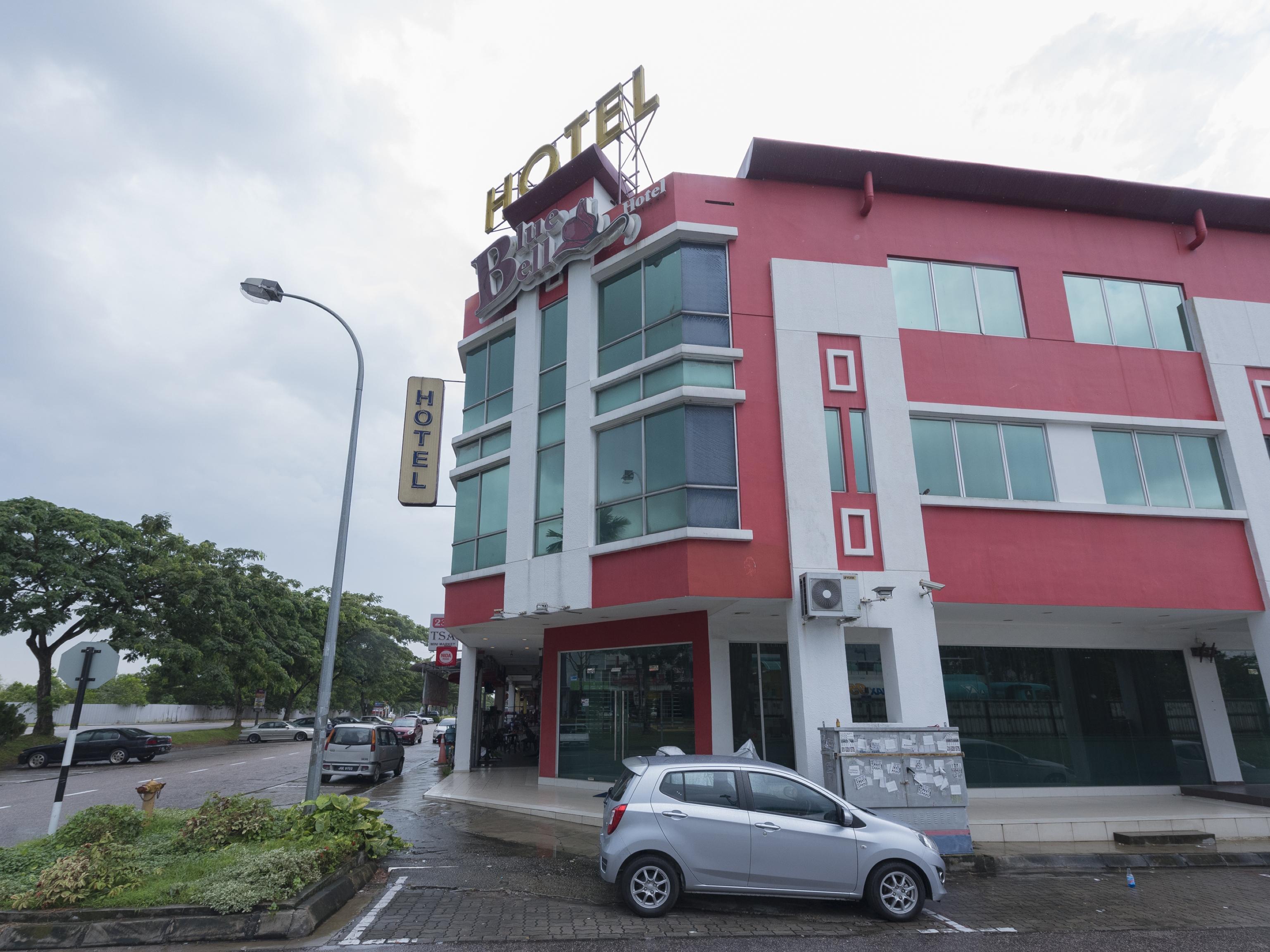 Bluebell Hotel Skudai Bagian luar foto