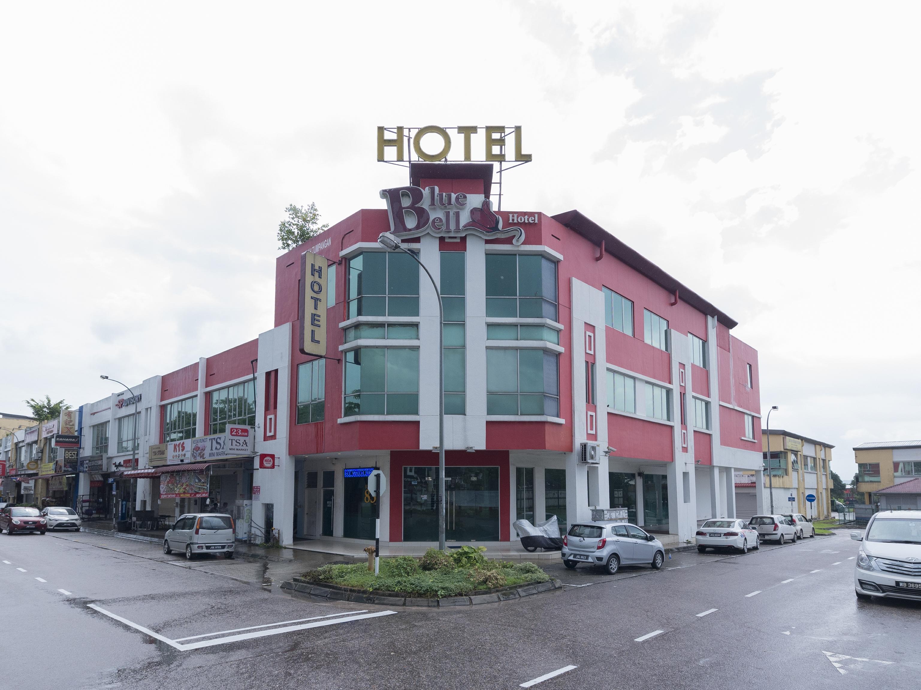 Bluebell Hotel Skudai Bagian luar foto