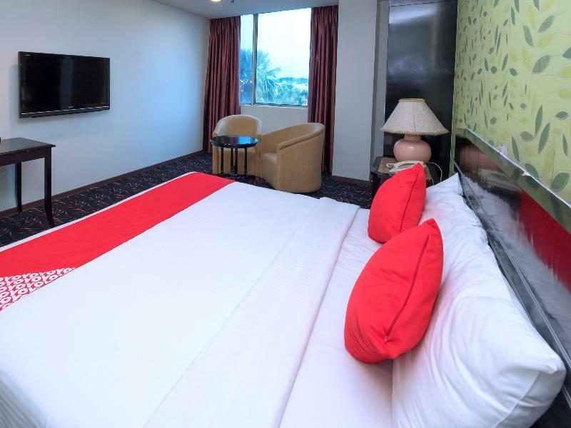 Bluebell Hotel Skudai Bagian luar foto