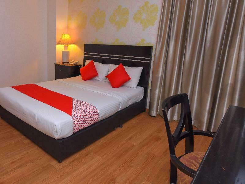 Bluebell Hotel Skudai Bagian luar foto