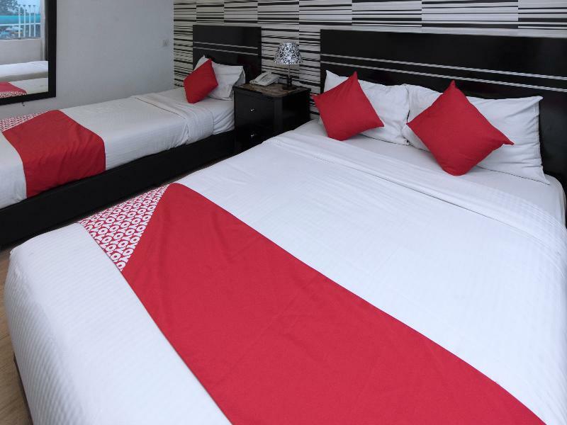 Bluebell Hotel Skudai Bagian luar foto